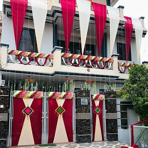 Red Cream Draping Outdoor Home Decoration